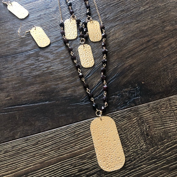 Handmade garnet necklace and earring set - Picture 2 of 5